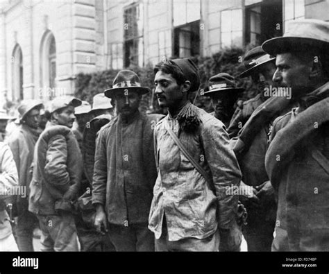 Italian Prisoners Of War Hi Res Stock Photography And Images Alamy