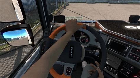 Скачать Euro Truck Simulator 2 Анимированные руки на рулевом колесе v1