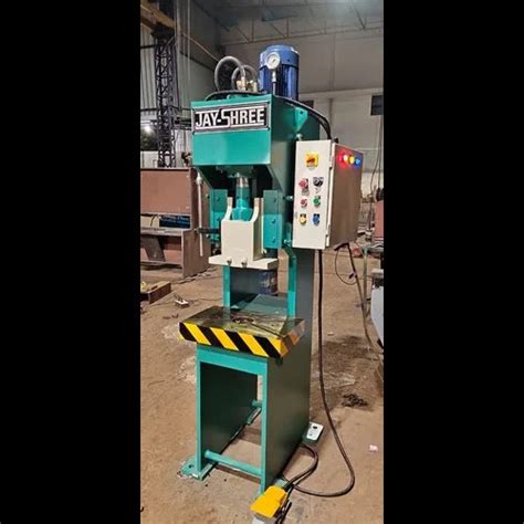 C Type Hydraulic Power Press Machine At 100000 00 Inr In Rajkot Jay Shree Machines Pvt Ltd