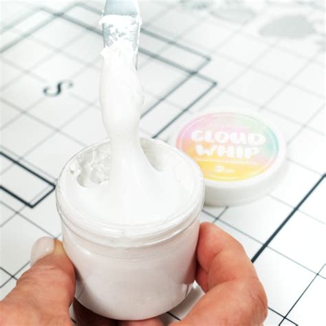 Cloud Whip Mixed Media Modeling Paste White 2 Ounces