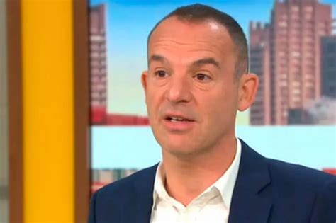 Martin Lewis Explains How To Get Cheaper Broadband If You Re On Universal Credit Esa Pension