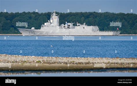 Knm Otto Sverdrup F312 Hi Res Stock Photography And Images Alamy