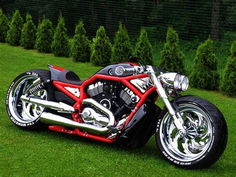 ’09 Harley-Davidson VRSCAW Supercharged | Fredy.ee | Harley bikes ...