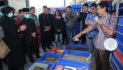 Pemkab Banyuwangi Ajak Para Kades Tiru Penanganan Sampah Di Desa