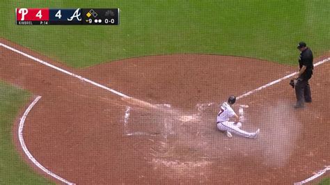 [Highlight] Nick Castellanos, already with two home runs today, throws ...