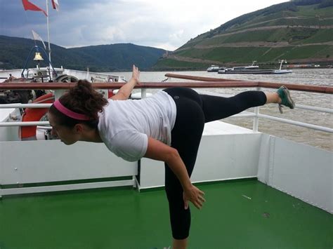 Hot Ass In Yoga Pants Porn Pic