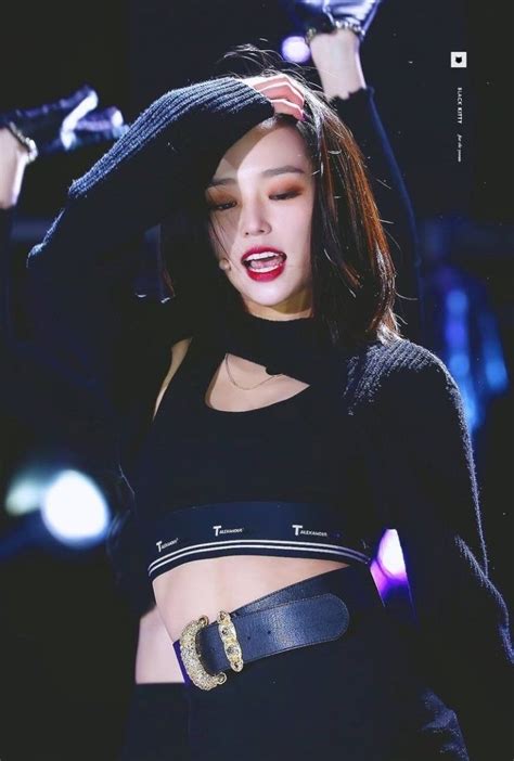 Pin On Clc Yeeun Kpop Girls Clc The Most Beautiful Girl