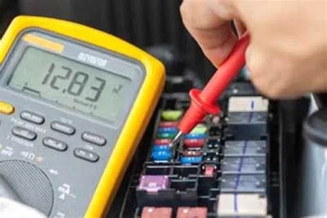 How To Test Car Fuses Without Removing Them With Multimeter 2 Methods Easy Car Electrics