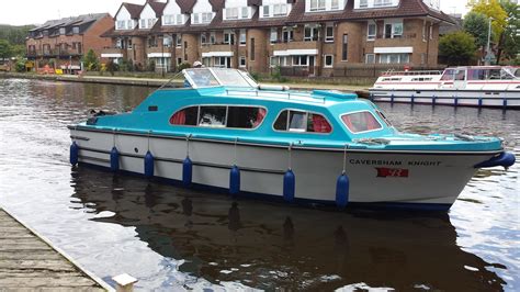 Thames Boat Hire | Riverthames.co : Caversham Boat Services