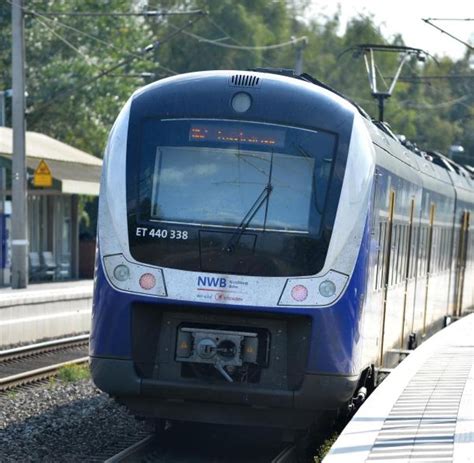 Nordwestbahn Verbietet Ab Dezember Alkohol In Z Gen Welt