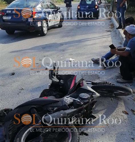 MOTOCICLISTA SE LLEVA SUSTO TRAS SUFRIR ACCIDENTE VIAL EN EL BOULEVARD