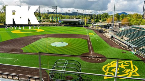 Inside the OREGON DUCKS' $20,000,000 BASEBALL Facility - oggsync.com