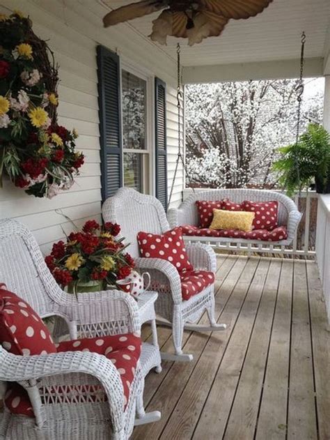 Beautiful Farmhouse Summer Porch Decorating Ideas In Front