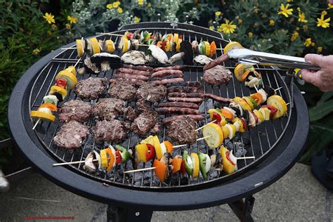 how to put out charcoal grill 9