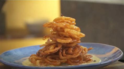 How to Make a Traditional Indian Jalebi Rabdi Delight