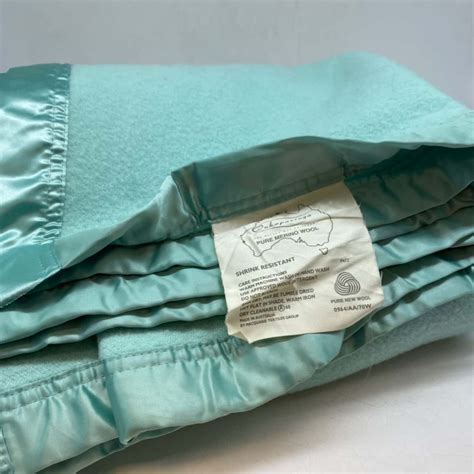 Vintage Onkaparinga Mint Green Satin Bound Pure Merino Wool Blanket