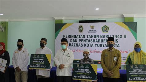 Spanduk Penerimaan Zakat Fitrah Materi Belajar Online