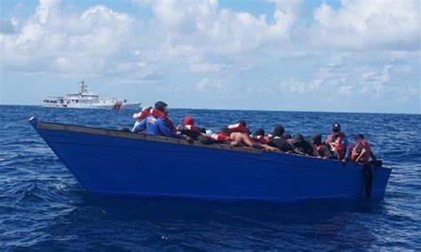 Dvids Images Coast Guard Returns 77 Dominican 6 Haitian Migrants