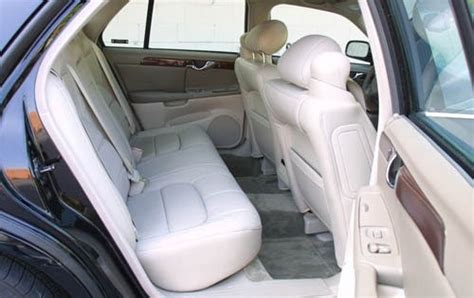 2005 Cadillac DeVille Interior Pictures