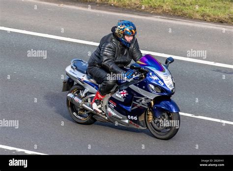 Suzuki Hayabusa Motorbike Vehicular Traffic Two Wheeled Transport