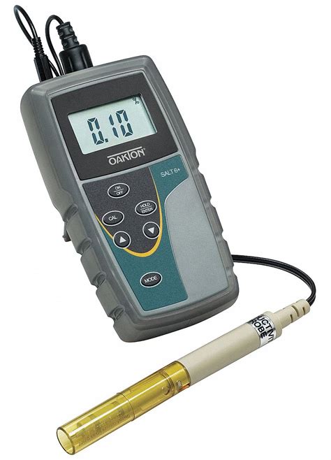 Oakton Salinity Meter Kit With 1 To 50 Ppt Salinity Range 21e910wd