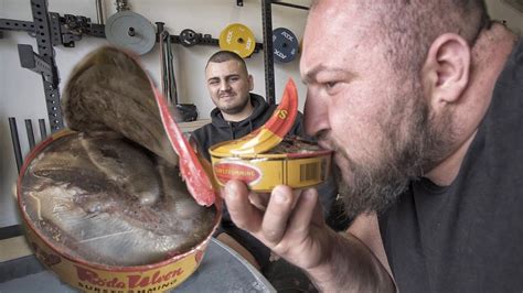 SURSTRÖMMING CHALLENGE FAIL Der absolute Kotzfisch aus Schweden YouTube