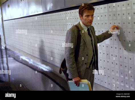 Stay 2005 20th Century Fox Film With Ewan Mcgregor Stock Photo Alamy