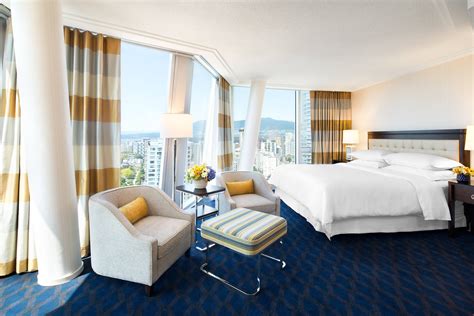 Accommodation Vancouver, Canada - Hotel Rooms | Sheraton Vancouver Wall ...