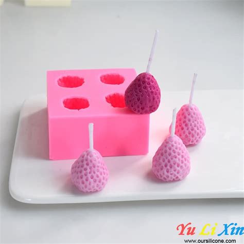 China Handmade Strawberry Silicone Bakeware Molds Manufacturersupplier