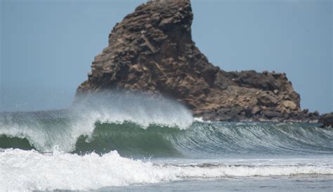 Surfing in San Juan del Sur – 365 days offshore winds - wavesnbackpack