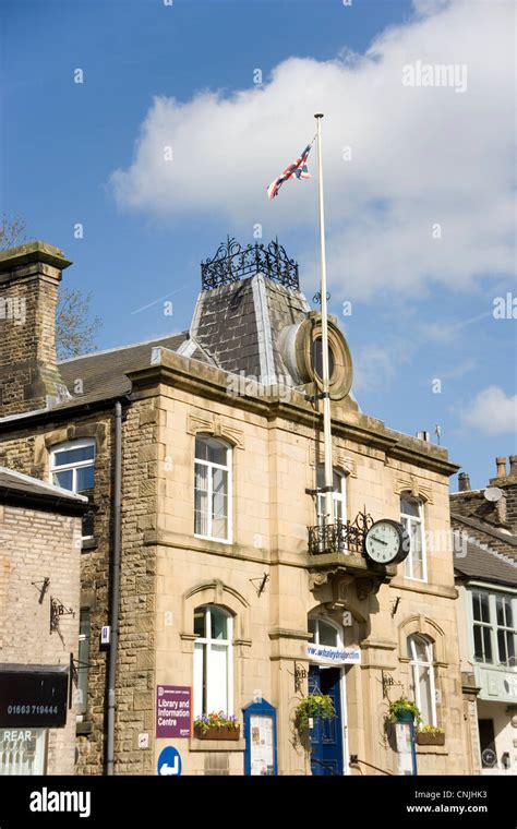 Public Library In Whaley Bridge In Derbyshire Stock Photo Alamy