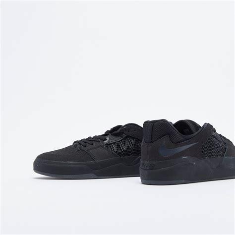 Nike Sb Ishod Wair Premium Triple Black Milk Store