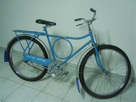 VELHAS BICICLETAS Monark Barra Circular 1982