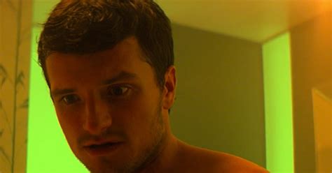 Josh Hutcherson Does Full Frontal Nudity In Future Man E Online