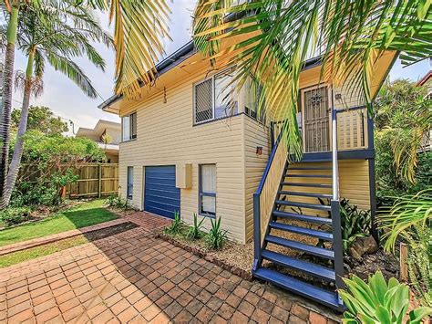 25 Walnut Street Wynnum Qld 4178 Property Details