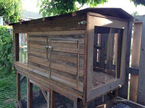 Reclaimed Cedar Chicken Coop BackYard Chickens Learn How To Raise