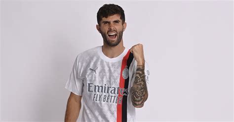 Nuova seconda maglia Milan 2023 2024 Pulisic È simbolo di vittorie