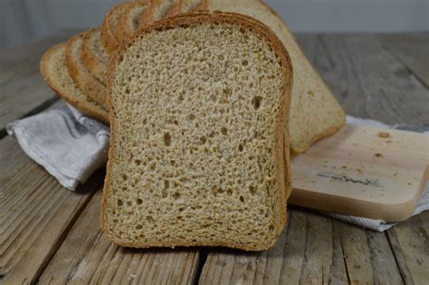 Glutenvrij Lichtbruin Brood Bestellen Bakkerij Van Der Grijn