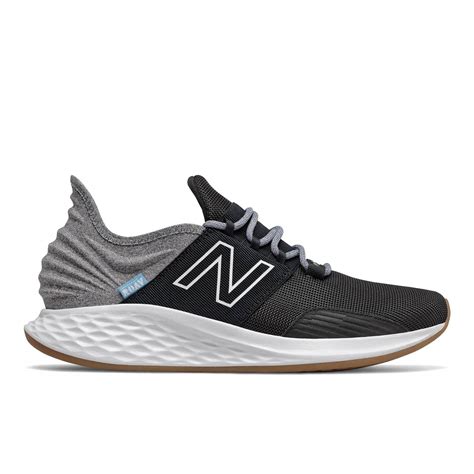 Zapatillas Running Hombre New Balance Fresh Foam Roav Negras MROAVTK