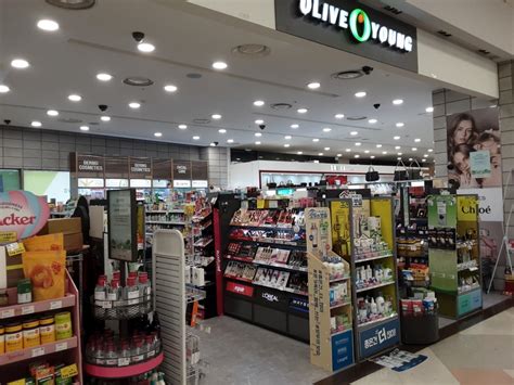 Olive Young Homeplus Yuseong Branch Tax Refund Shop 올리브영 홈플러스유성