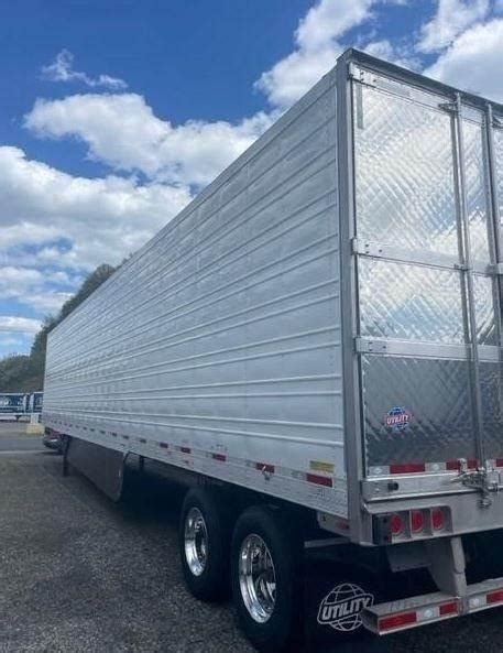 2024 Utility Trailer Manufacturing Company 53 Reefer Trailer Living