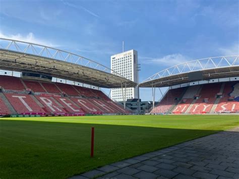 Stadion Galgenwaard Stadion In Utrecht