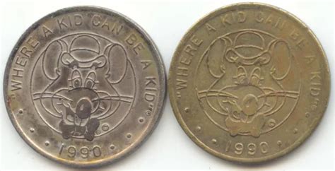 Chuck E Cheese Token Showbiz Pizza Nickel And Brass B N