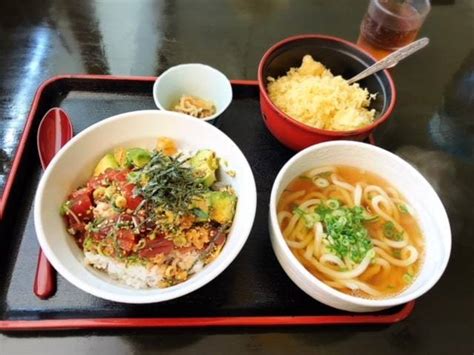 「黒田節」のアボカドまぐろ丼とうどんが美味しすぎた【福岡市城南区別府】 福岡で暮らす