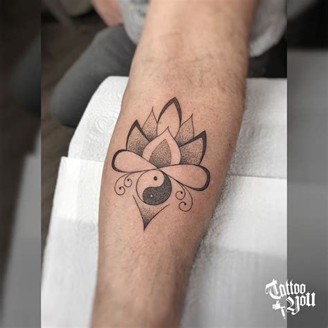 Total Imagem Tatuagem Flor De Lis Masculina Br Thptnganamst Edu Vn