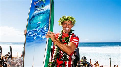 Kelly Slater Vaccination Status Surfing Legend Hints He Has Had Covid