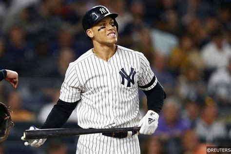 Aaron Judge Suffers Stress Fracture In Rib Pickswise