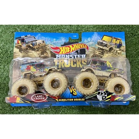 Hot Wheels 2022 Monster Trucks Demolition Doubles Land Rover Defender