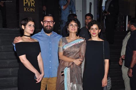 Aamir Khan Fatima Sana Shaikh Sanya Malhotra Kiran Rao At Dangal