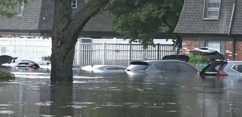 As FEMA deadline approaches in Missouri, some flood victims still ...